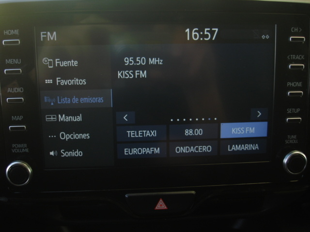 ToyotaYaris 120H Active Tech 85 kW (116 CV) Vehículo usado en Barcelona - 17 ToyotaYaris 120H Active Tech 85 kW (116 CV) Vehículo usado en Barcelona - 17