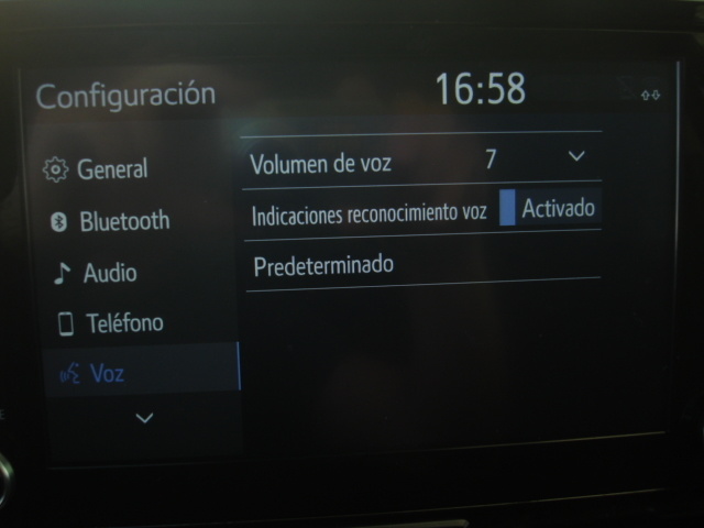 ToyotaYaris 120H Active Tech 85 kW (116 CV) Vehículo usado en Barcelona - 20 ToyotaYaris 120H Active Tech 85 kW (116 CV) Vehículo usado en Barcelona - 20