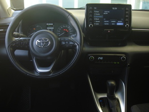 Toyota Yaris 120H Active Tech 85 kW (116 CV)