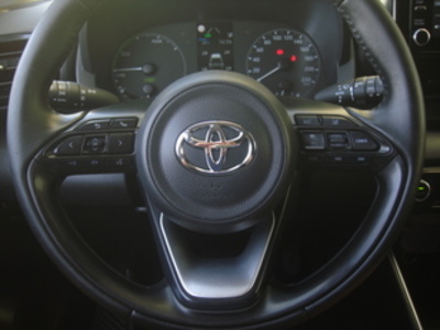 Toyota Yaris 120H Active Tech 85 kW (116 CV) Toyota Yaris 120H Active Tech 85 kW (116 CV)