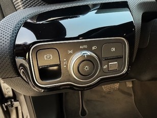 Mercedes-Benz CLA Shooting Brake 220 d 140 kW (190 CV)
