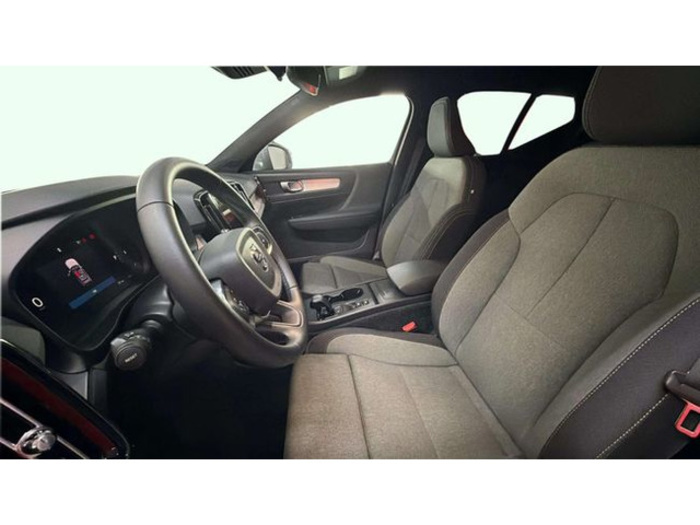 VolvoXC40 B3 Gasolina Mild hybrid Core Auto 120 kW (163 CV) Vehículo usado en Barcelona - 9 VolvoXC40 B3 Gasolina Mild hybrid Core Auto 120 kW (163 CV) Vehículo usado en Barcelona - 9