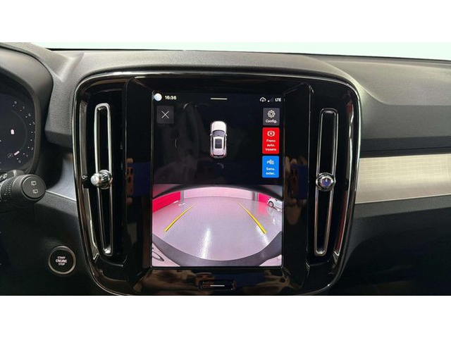 VolvoXC40 B3 Gasolina Mild hybrid Core Auto 120 kW (163 CV) Vehículo usado en Barcelona - 16
