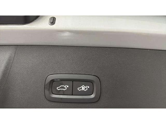 VolvoXC40 B3 Gasolina Mild hybrid Core Auto 120 kW (163 CV) Vehículo usado en Barcelona - 20 VolvoXC40 B3 Gasolina Mild hybrid Core Auto 120 kW (163 CV) Vehículo usado en Barcelona - 20
