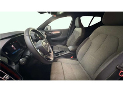 Volvo XC40 B3 Gasolina Mild hybrid Core Auto 120 kW (163 CV) Volvo XC40 B3 Gasolina Mild hybrid Core Auto 120 kW (163 CV)