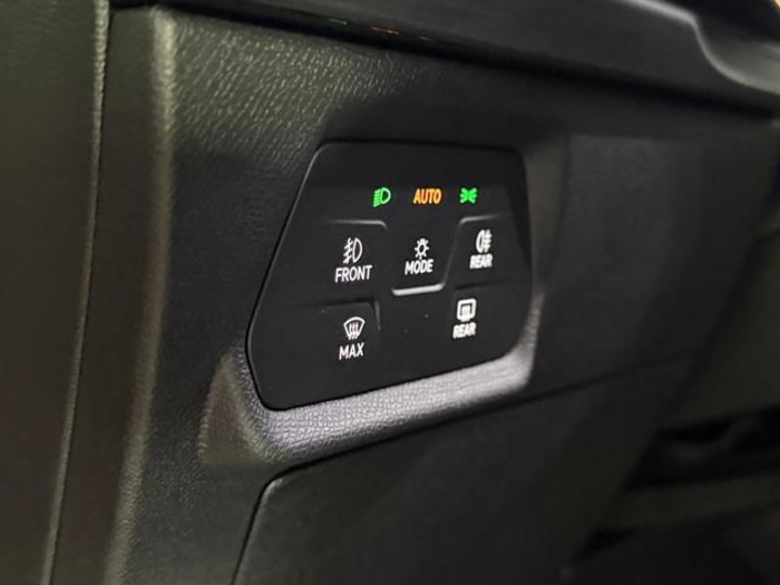 CUPRALeón 2.0 TSI VZ DSG 221 kW (300 CV) Vehículo usado en Barcelona - 33 CUPRALeón 2.0 TSI VZ DSG 221 kW (300 CV) Vehículo usado en Barcelona - 33