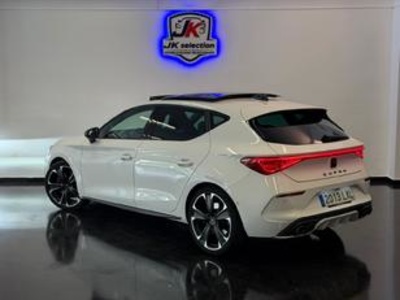 CUPRA León 2.0 TSI VZ DSG 221 kW (300 CV) CUPRA León 2.0 TSI VZ DSG 221 kW (300 CV)