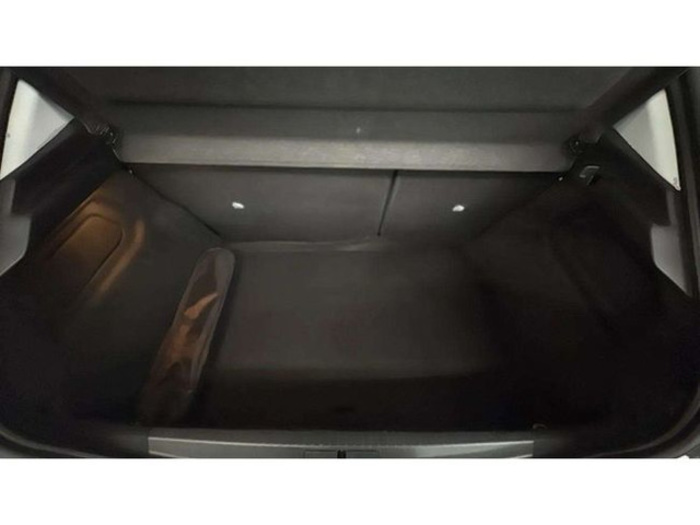 OpelCorsa 1.2 Turbo XHL Elegance 74 kW (100 CV) Vehículo usado en Barcelona - 17 OpelCorsa 1.2 Turbo XHL Elegance 74 kW (100 CV) Vehículo usado en Barcelona - 17