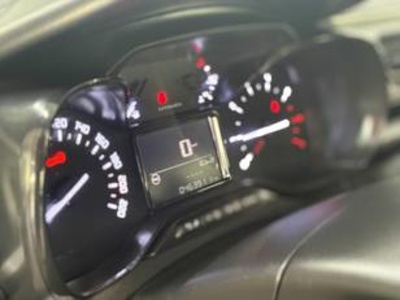 Citroen C3 PureTech 83 Plus 61 kW (83 CV) Citroen C3 PureTech 83 Plus 61 kW (83 CV)