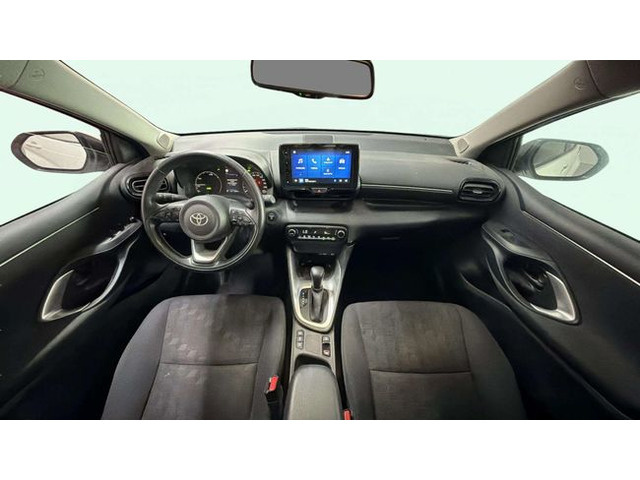 ToyotaYaris 120H Style 85 kW (116 CV) Vehículo usado en Barcelona - 7 ToyotaYaris 120H Style 85 kW (116 CV) Vehículo usado en Barcelona - 7