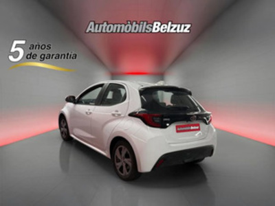 Toyota Yaris 120H Style 85 kW (116 CV) Toyota Yaris 120H Style 85 kW (116 CV)