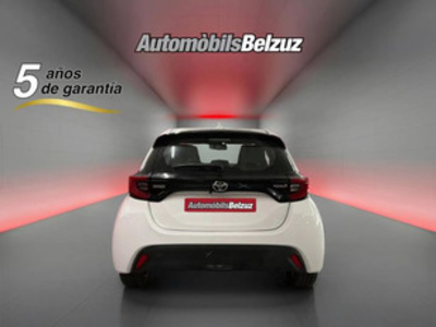 Toyota Yaris 120H Style 85 kW (116 CV) Toyota Yaris 120H Style 85 kW (116 CV)