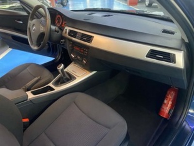 BMW Serie 3 318i 105 kW (143 CV) BMW Serie 3 318i 105 kW (143 CV)
