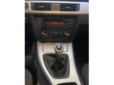 BMW Serie 3 318i 105 kW (143 CV) BMW Serie 3 318i 105 kW (143 CV)