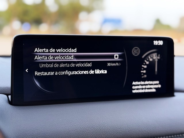 MazdaCX-5 2.2 DE Evolution 2WD 110 kW (150 CV) Vehículo usado en Barcelona - 30 MazdaCX-5 2.2 DE Evolution 2WD 110 kW (150 CV) Vehículo usado en Barcelona - 30
