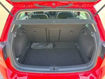 Volkswagen Golf Advance 1.5 TSI Evo 96 kW (130 CV) Volkswagen Golf Advance 1.5 TSI Evo 96 kW (130 CV)