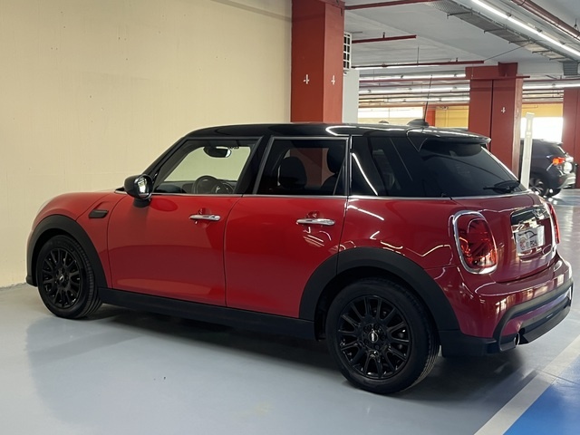MINIMINI Cooper 5 Puertas 100 kW (136 CV) Vehículo usado en Barcelona - 6 MINIMINI Cooper 5 Puertas 100 kW (136 CV) Vehículo usado en Barcelona - 6
