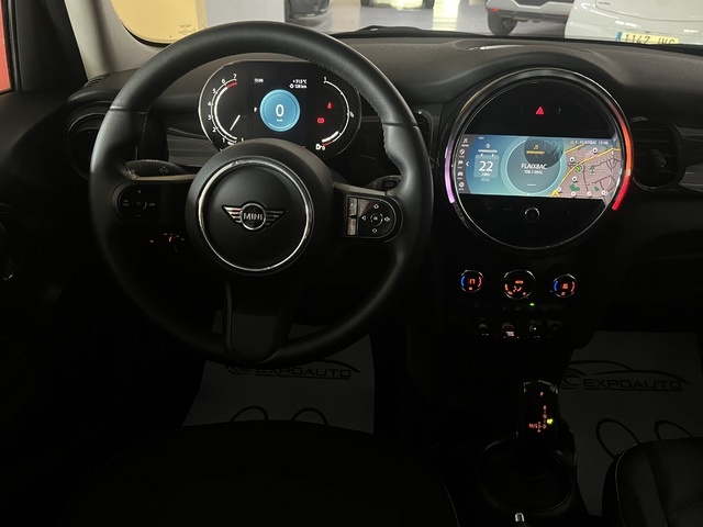 MINIMINI Cooper 5 Puertas 100 kW (136 CV) Vehículo usado en Barcelona - 11 MINIMINI Cooper 5 Puertas 100 kW (136 CV) Vehículo usado en Barcelona - 11