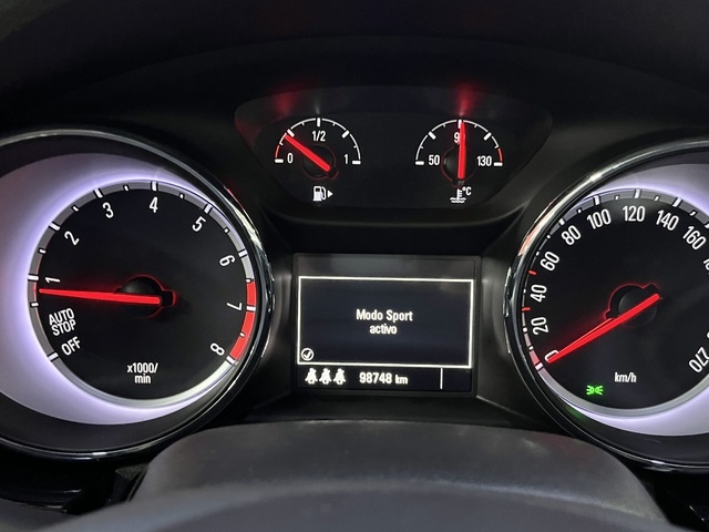 OpelAstra 1.4 Turbo Dynamic 110 kW (150 CV) Vehículo usado en Barcelona - 20 OpelAstra 1.4 Turbo Dynamic 110 kW (150 CV) Vehículo usado en Barcelona - 20