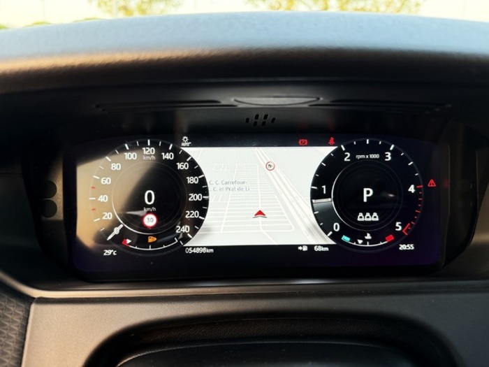 Land RoverRange Rover Velar D240 I4 Standard 4WD Auto 150 kW (204 CV) Vehículo usado en Barcelona - 17 Land RoverRange Rover Velar D240 I4 Standard 4WD Auto 150 kW (204 CV) Vehículo usado en Barcelona - 17