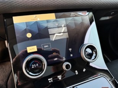 Land Rover Range Rover Velar D240 I4 Standard 4WD Auto 150 kW (204 CV) Land Rover Range Rover Velar D240 I4 Standard 4WD Auto 150 kW (204 CV)