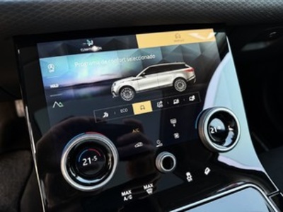 Land Rover Range Rover Velar D240 I4 Standard 4WD Auto 150 kW (204 CV) Land Rover Range Rover Velar D240 I4 Standard 4WD Auto 150 kW (204 CV)