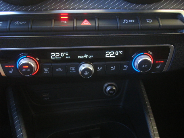 AudiSQ2 2.0 TFSI quattro 221 kW (300 CV) S tronic Vehículo usado en Barcelona - 34