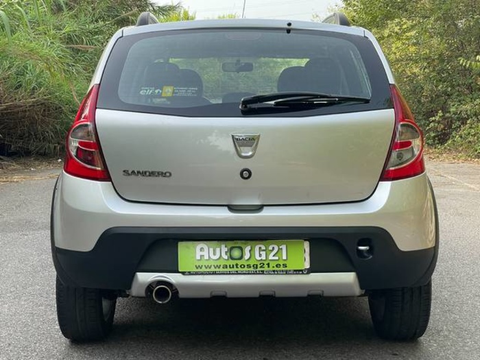DaciaSandero 1.6 Stepway Music 62 kW (85 CV) Vehículo usado en Barcelona - 7 DaciaSandero 1.6 Stepway Music 62 kW (85 CV) Vehículo usado en Barcelona - 7