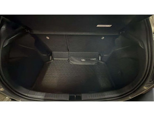 Toyota Yaris 120H Style 85 kW (116 CV) Toyota Yaris 120H Style 85 kW (116 CV)