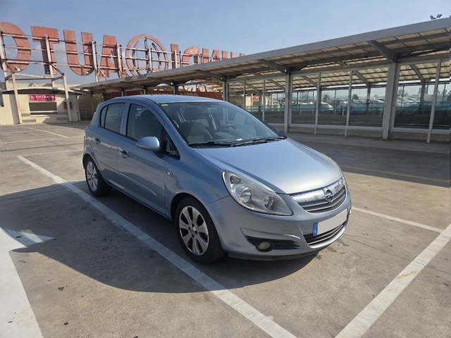OpelCorsa 1.2 Enjoy 59 kW (80 CV) Vehículo usado en Barcelona - 4