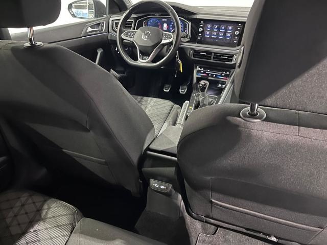 VolkswagenPolo R-Line 1.0 TSI 70 kW (95 CV)16