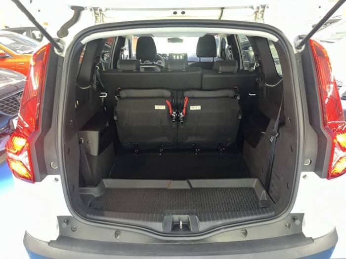 DaciaJogger Extreme Go ECO-G 74 kW (100 CV) Vehículo usado en Barcelona - 29 DaciaJogger Extreme Go ECO-G 74 kW (100 CV) Vehículo usado en Barcelona - 29