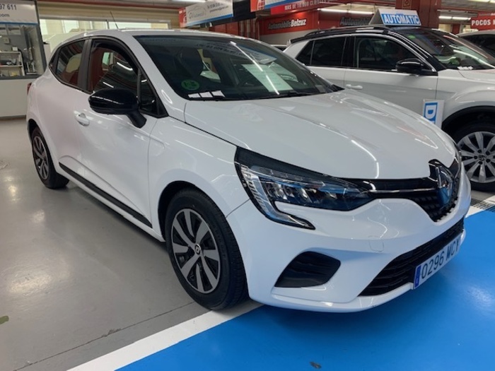 RenaultClio Equilibre Blue dCi 74 kW (100 CV) Vehículo usado en Barcelona - 3 RenaultClio Equilibre Blue dCi 74 kW (100 CV) Vehículo usado en Barcelona - 3