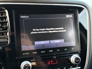 Mitsubishi Outlander 2.4 PHEV Kaiteki 4WD Auto 165 kW (224 CV)
