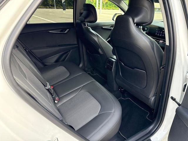 KiaNiro 1.6 GDi HEV Drive 104 kW (141 CV) Vehículo usado en Barcelona - 10