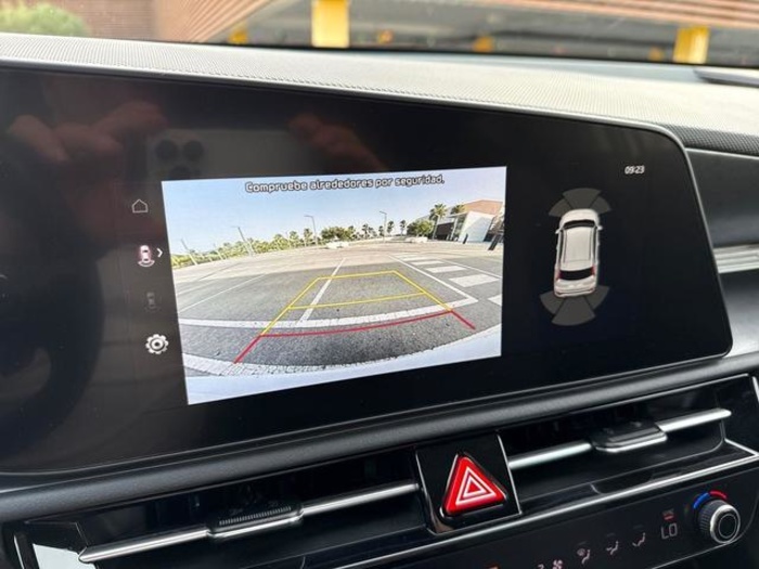 KiaNiro 1.6 GDi HEV Drive 104 kW (141 CV) Vehículo usado en Barcelona - 14 KiaNiro 1.6 GDi HEV Drive 104 kW (141 CV) Vehículo usado en Barcelona - 14