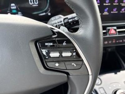 Kia Niro 1.6 GDi HEV Drive 104 kW (141 CV) Kia Niro 1.6 GDi HEV Drive 104 kW (141 CV)