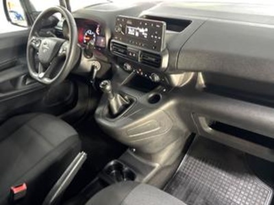 Opel Combo Cargo 1.5 TD Express L H1 650kg 75 kW (102 CV) Opel Combo Cargo 1.5 TD Express L H1 650kg 75 kW (102 CV)