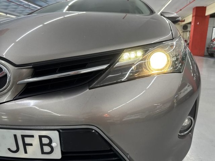 ToyotaAuris 90D Active 66 kW (90 CV) Vehículo usado en Barcelona - 23 ToyotaAuris 90D Active 66 kW (90 CV) Vehículo usado en Barcelona - 23