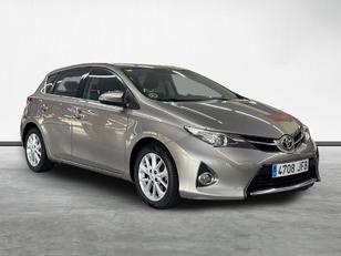 Toyota Auris 90D Active 66 kW (90 CV)