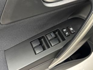 Toyota Auris 90D Active 66 kW (90 CV)