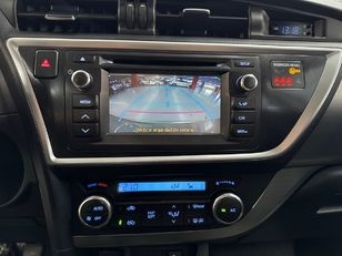 Toyota Auris 90D Active 66 kW (90 CV)