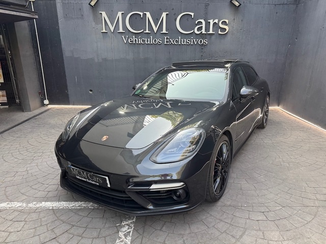 PorschePanamera Turbo Sport Turismo 404 kW (550 CV)