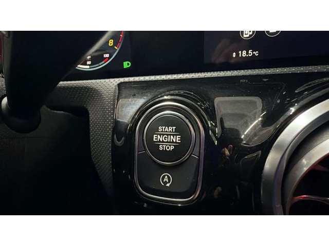 Mercedes-BenzClase A 200 120 kW (163 CV) Vehículo usado en Barcelona - 23