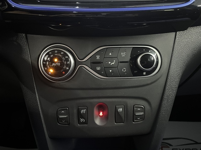 DaciaSandero Stepway Essential TCE 74 kW (100 CV) GLP KM0 en Barcelona - 24