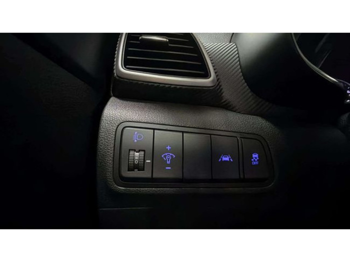 HyundaiTucson 1.6 GDI BE Essence 4x2 97 kW (132 CV) Vehículo usado en Barcelona - 22 HyundaiTucson 1.6 GDI BE Essence 4x2 97 kW (132 CV) Vehículo usado en Barcelona - 22