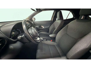 Toyota Yaris 120H Business Plus 85 kW (116 CV)