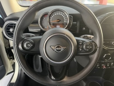MINI MINI Cooper 100 kW (136 CV) MINI MINI Cooper 100 kW (136 CV)