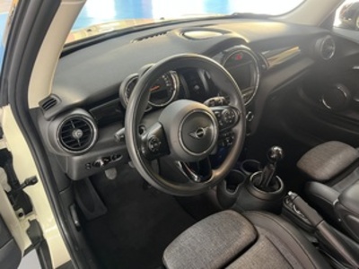 MINI MINI Cooper 100 kW (136 CV) MINI MINI Cooper 100 kW (136 CV)