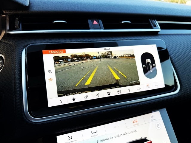 Land RoverRange Rover Velar D180 R-Dynamic SE 4WD Auto 132 kW (180 CV) Vehículo usado en Barcelona - 24
